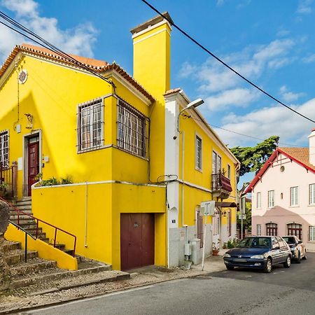 شقة A Casa Amarela De سينترا المظهر الخارجي الصورة